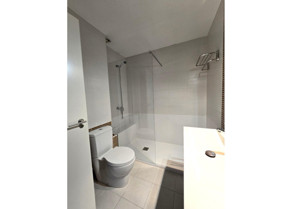 Long time Rental - Flat - Valencia - Gran Vía