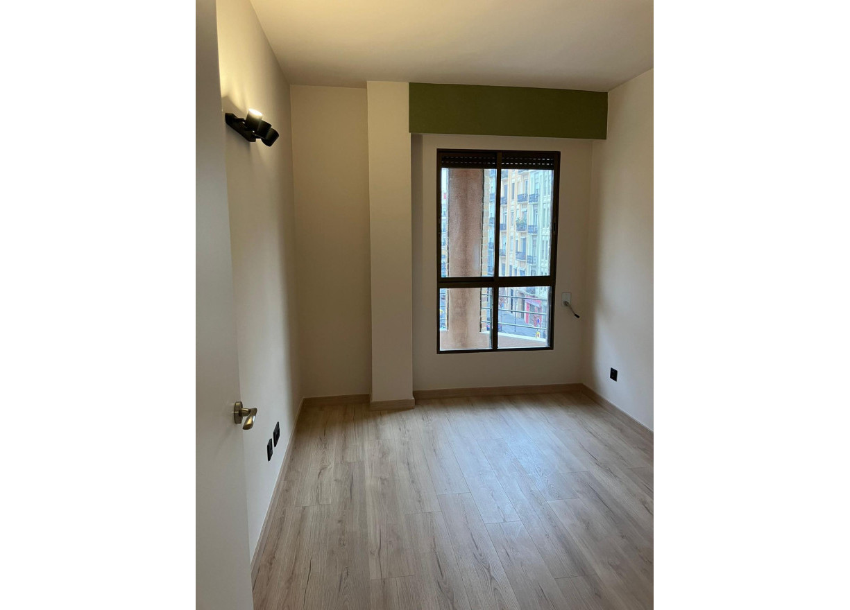 Long time Rental - Flat - Valencia - Gran Vía
