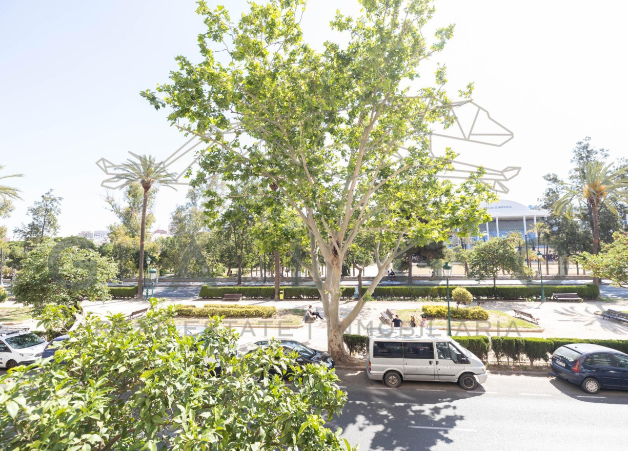 Long time Rental - Flat - Valencia - Gran Vía