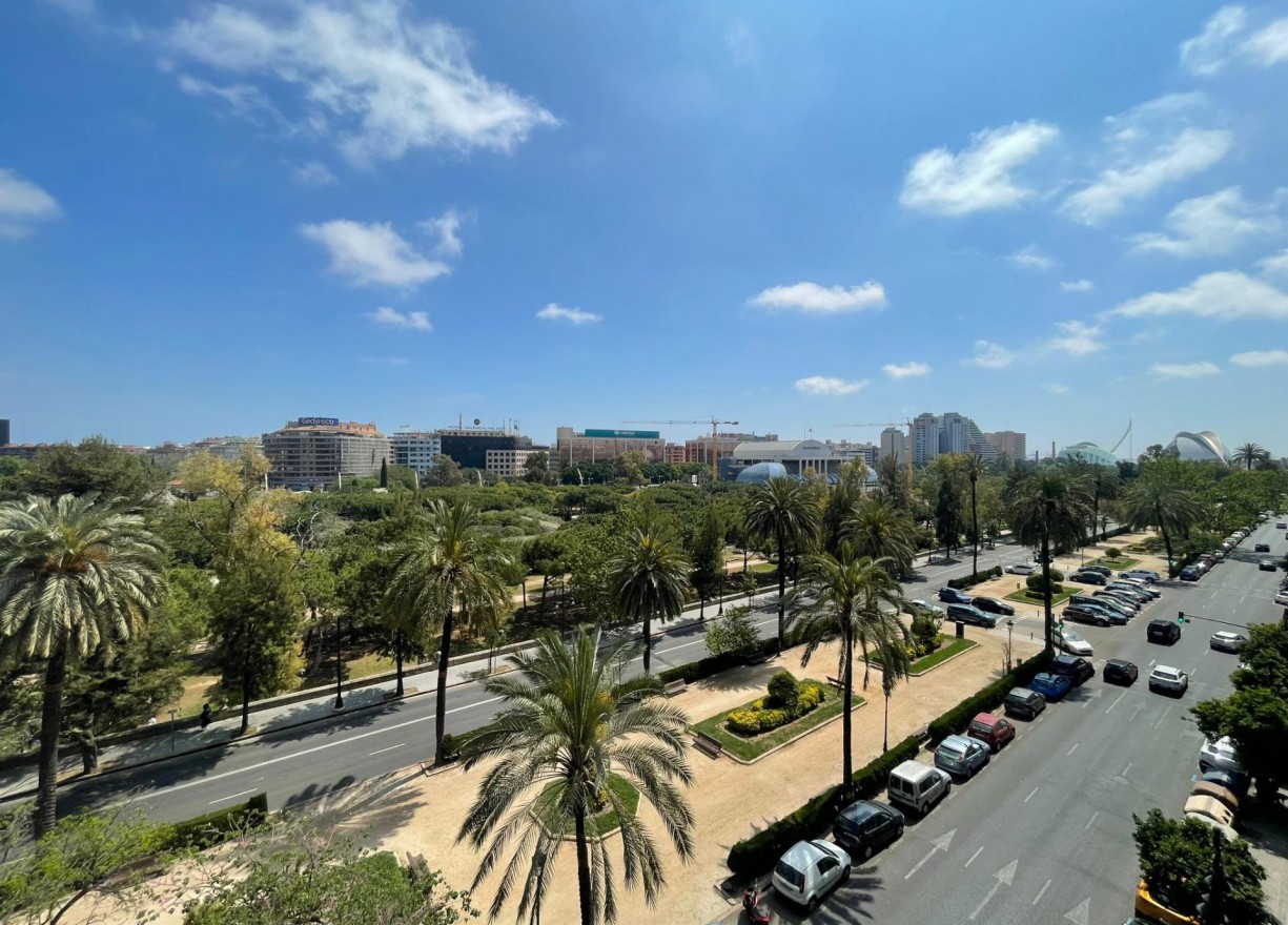 Long time Rental - Flat - Valencia - Gran Vía