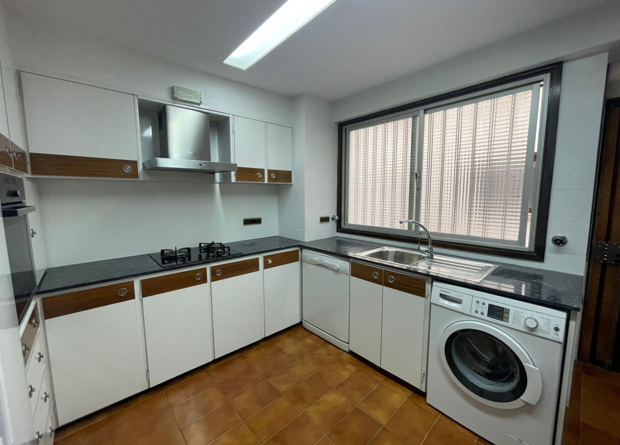 Long time Rental - Flat - Valencia - Gran Vía