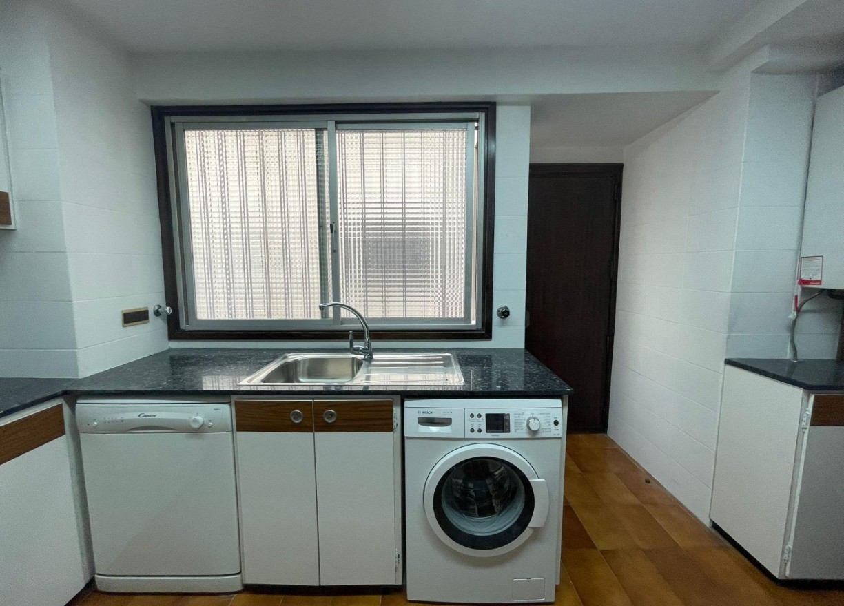 Long time Rental - Flat - Valencia - Gran Vía