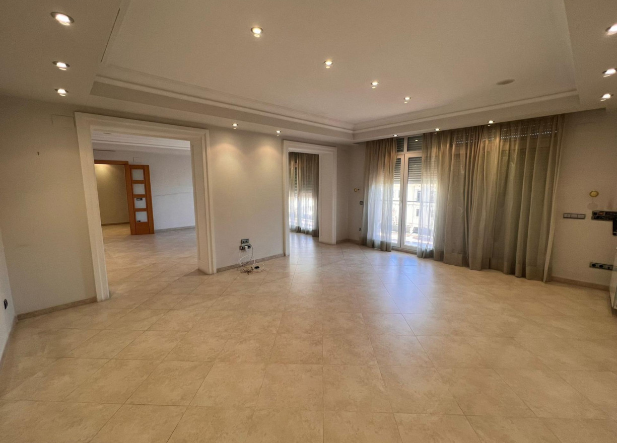 Long time Rental - Flat - Valencia - Sant Francesc