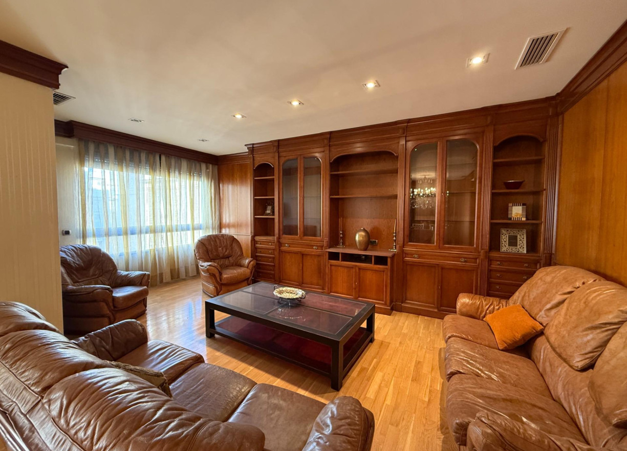 Long time Rental - Flat - Valencia - Sant Francesc