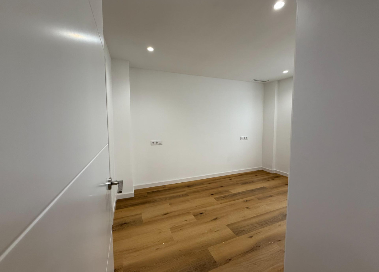 Long time Rental - Flat - Valencia - Sant Francesc