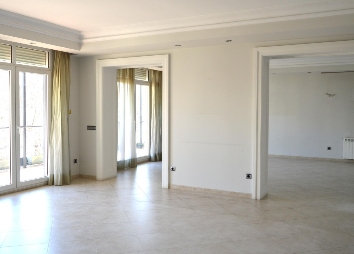 Long time Rental - Flat - Valencia - Sant Francesc