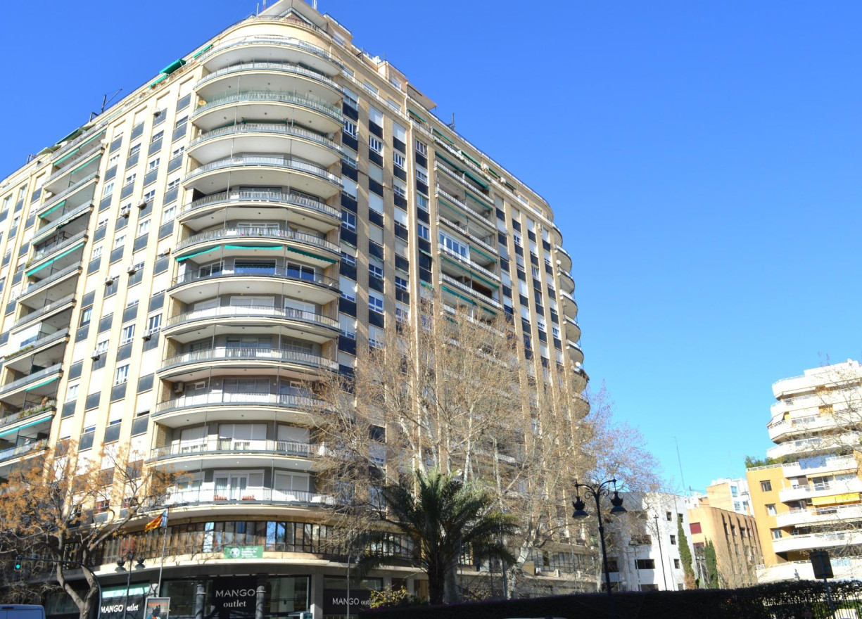 Long time Rental - Flat - Valencia - Sant Francesc