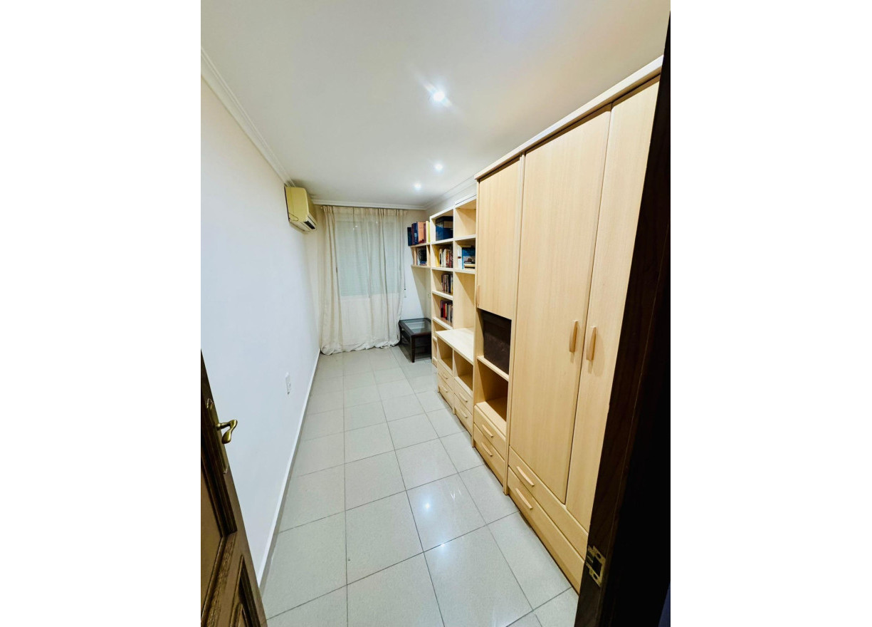 Long time Rental - Flat - Valencia - Sant Francesc