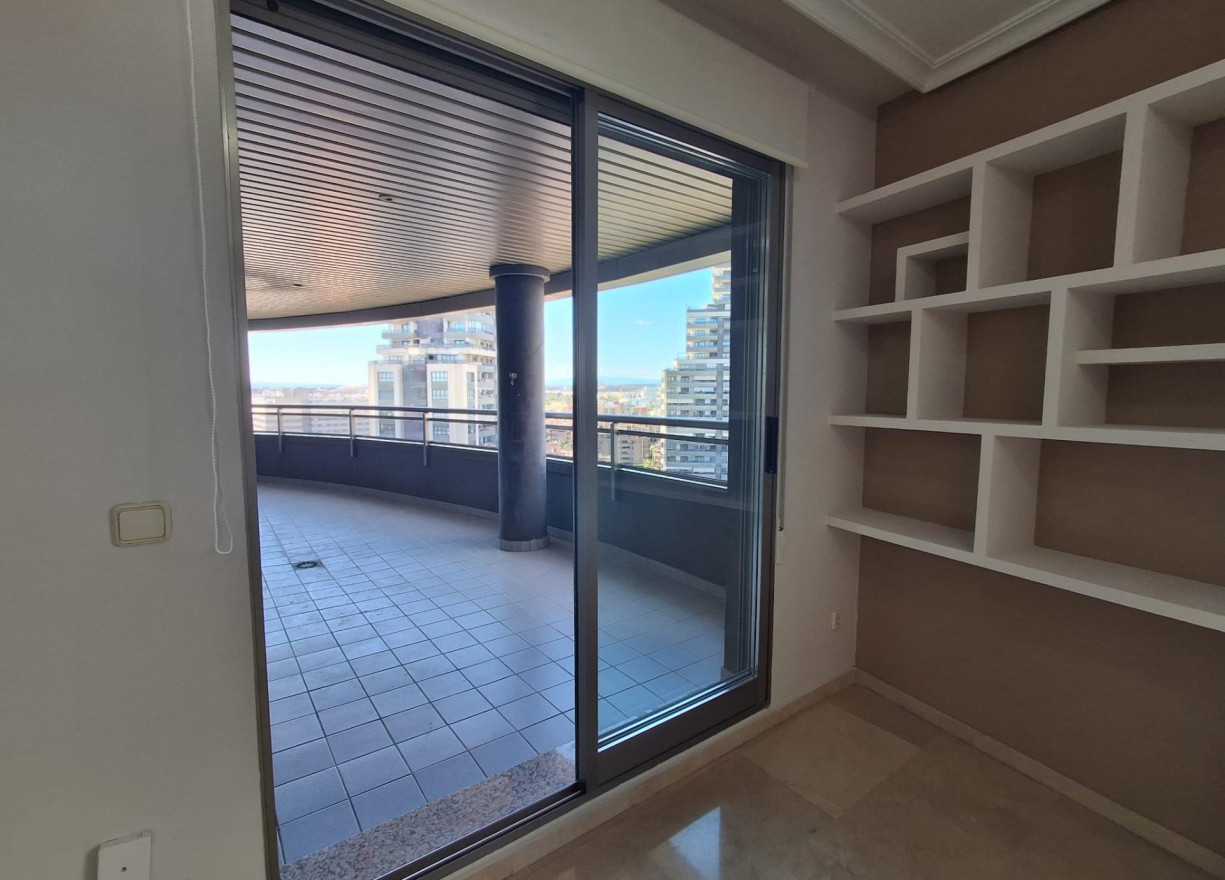 Long time Rental - Flat - Valencia - Sant Pau