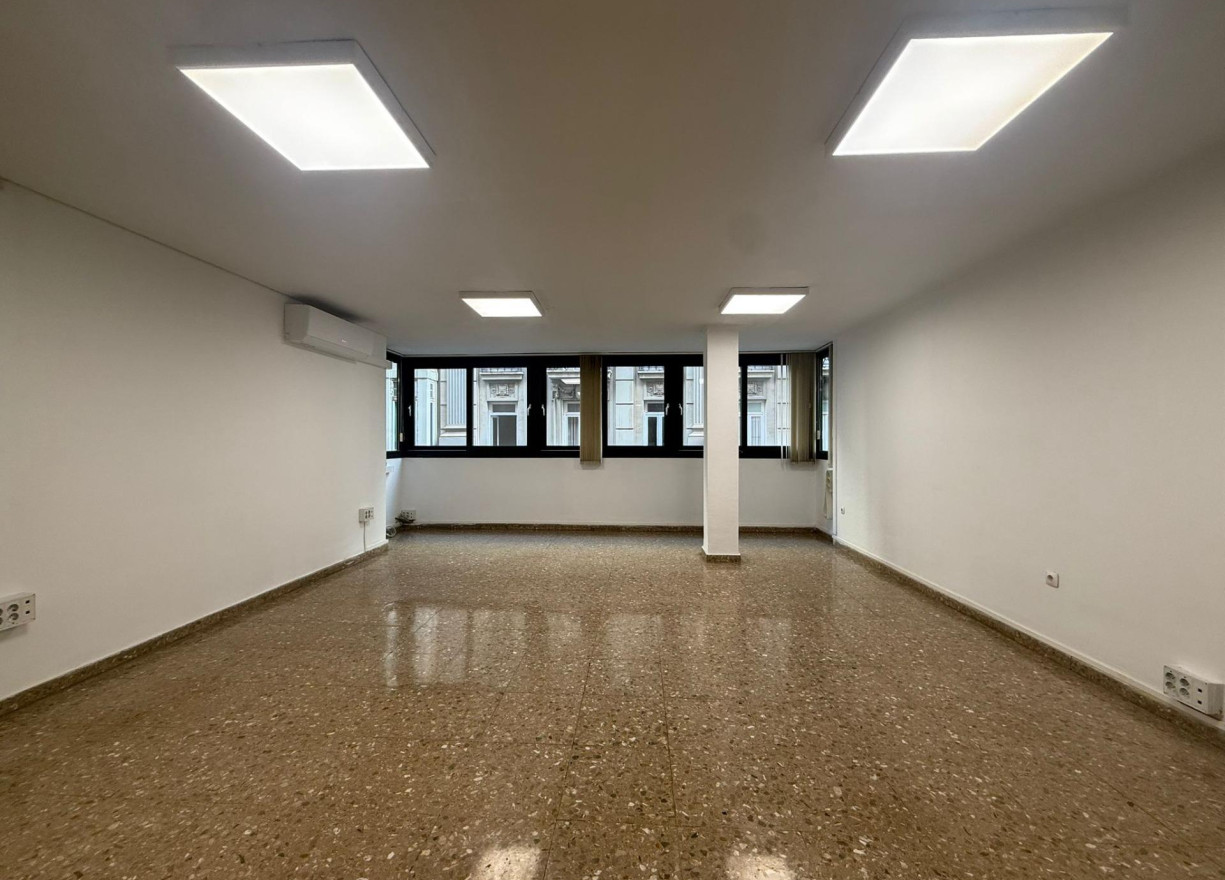 Long time Rental - Office - Valencia - Centro - Sant Francesc