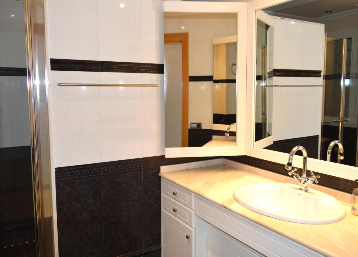 Long time Rental - Office - Valencia - Sant Francesc