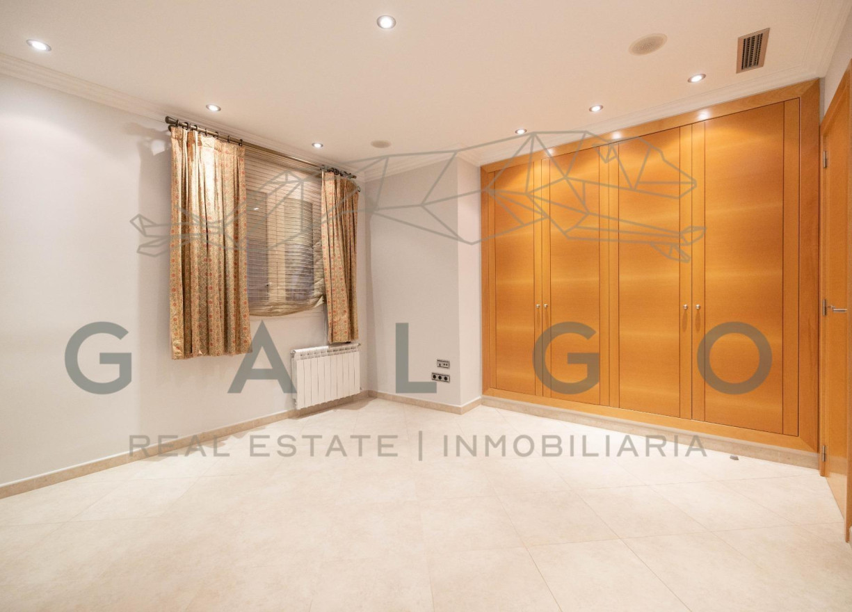 Long time Rental - Office - Valencia - Sant Francesc