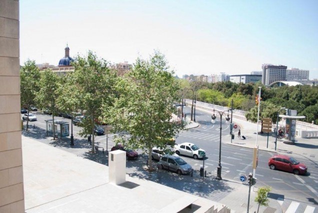 Piso - Alquiler a largo plazo - Valencia - 00425