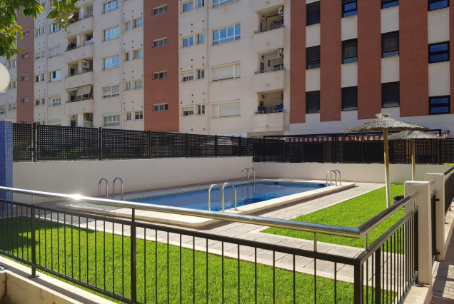 Piso - Alquiler a largo plazo - Valencia - Nou Benicalap