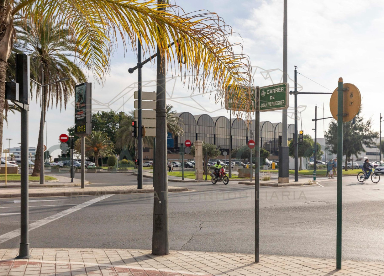 Revente - Begane grond - Valencia - Natzaret