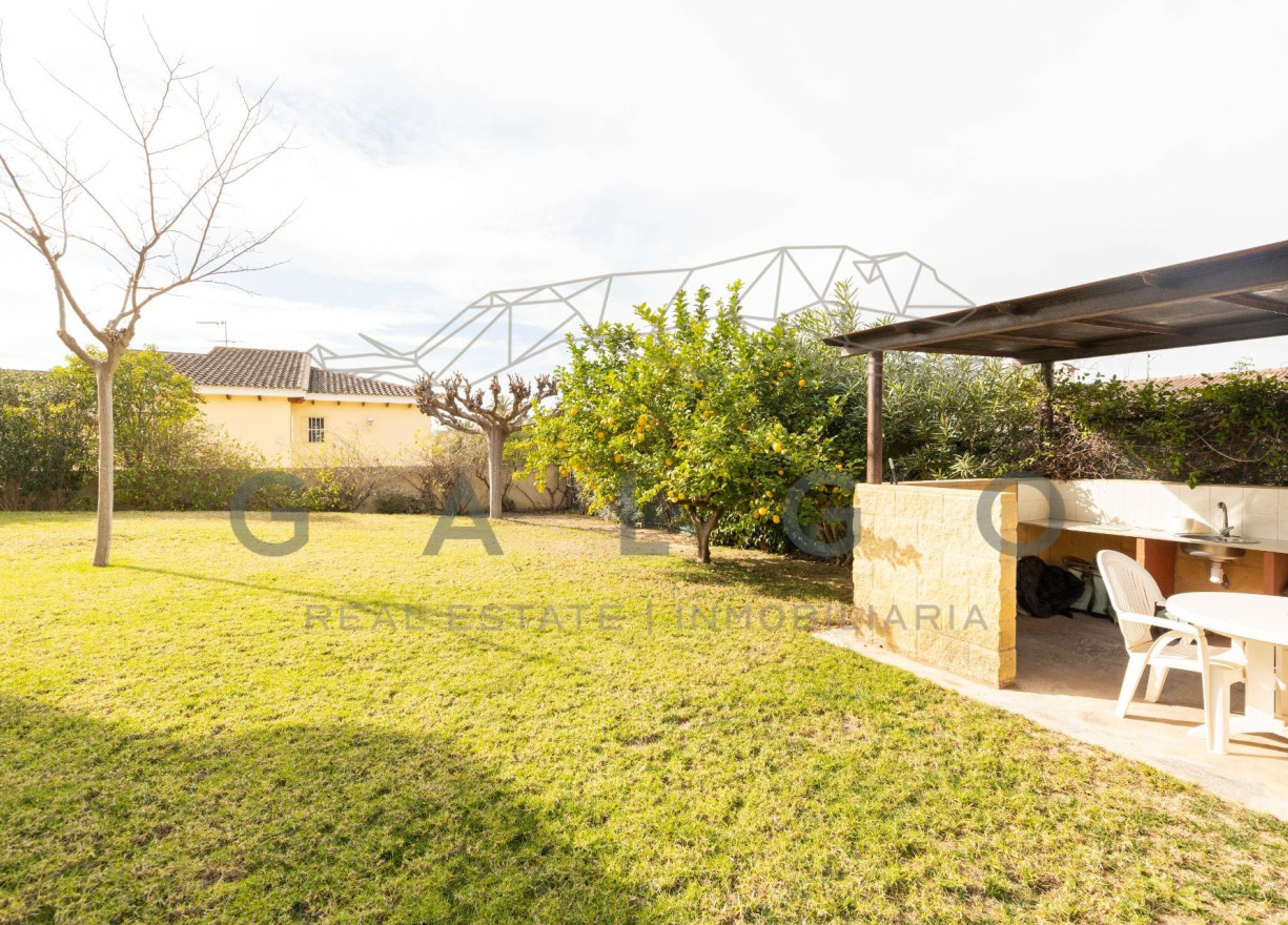 Revente - Chalet - L'Eliana - URB. ENTREPINOS