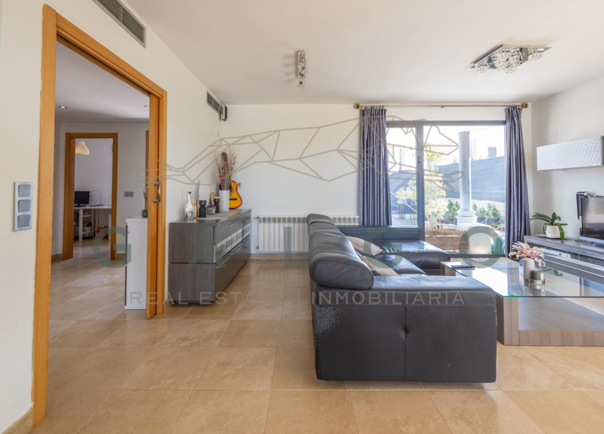 Revente - Chalet - San Antonio de Benageber - Urbanizacion montsano