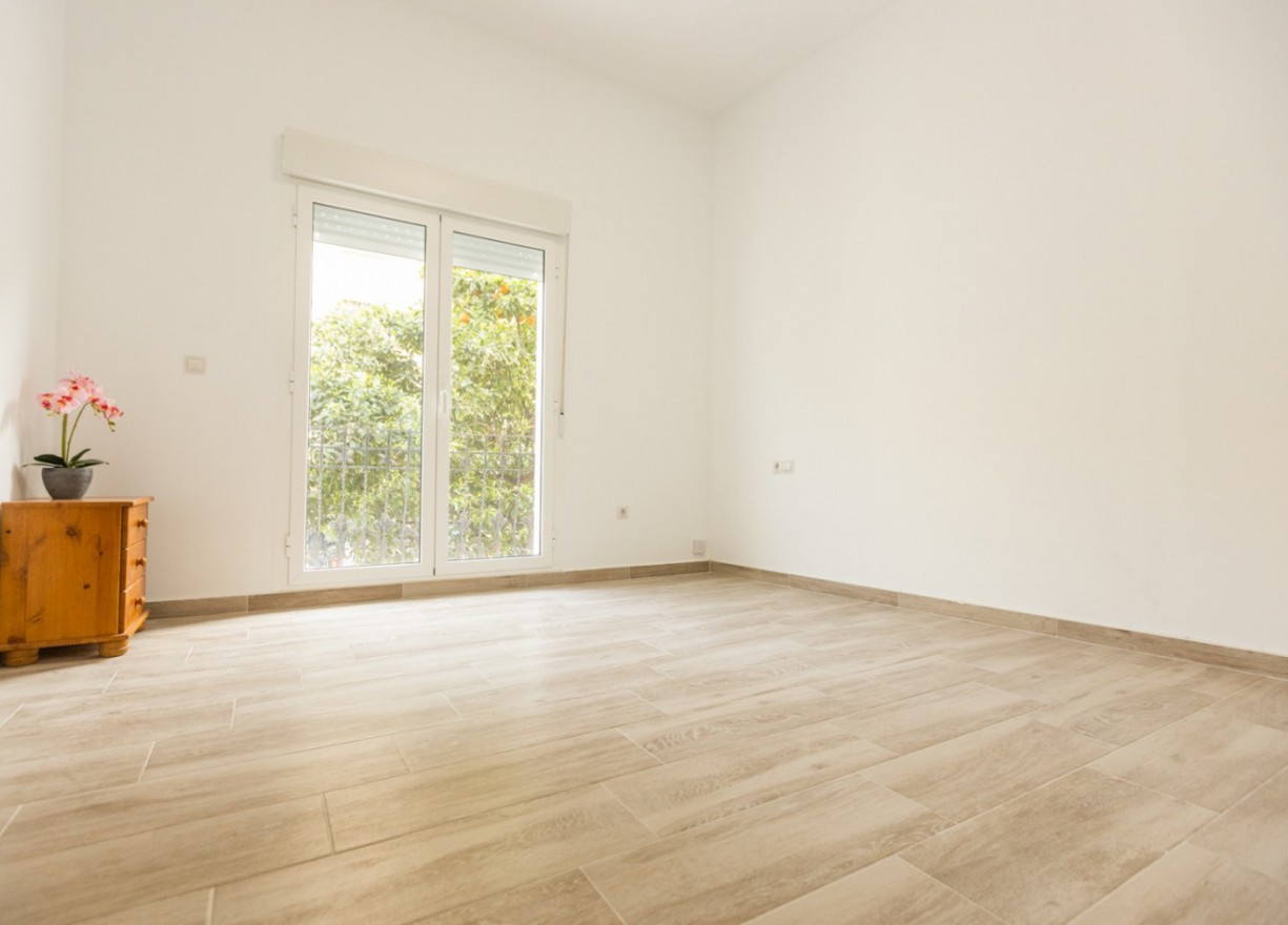 Revente - Chalet - Valencia - Benicalap