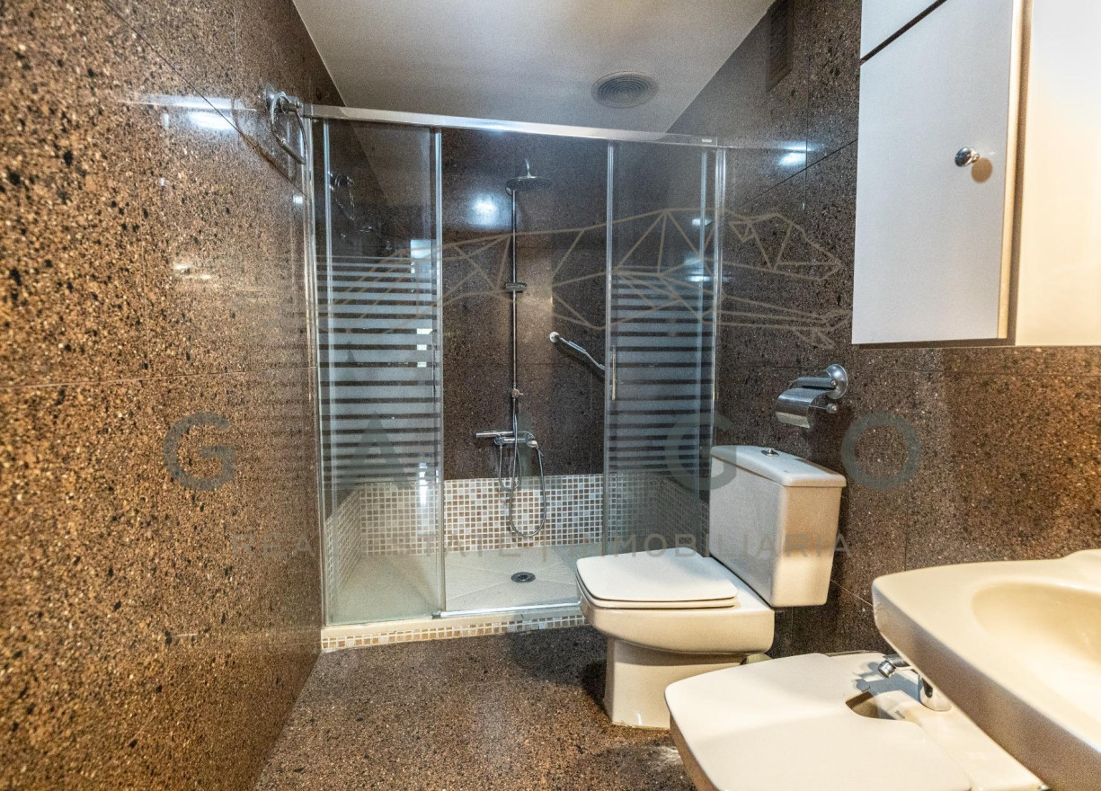 Revente - Vloer - Valencia - Arrancapins