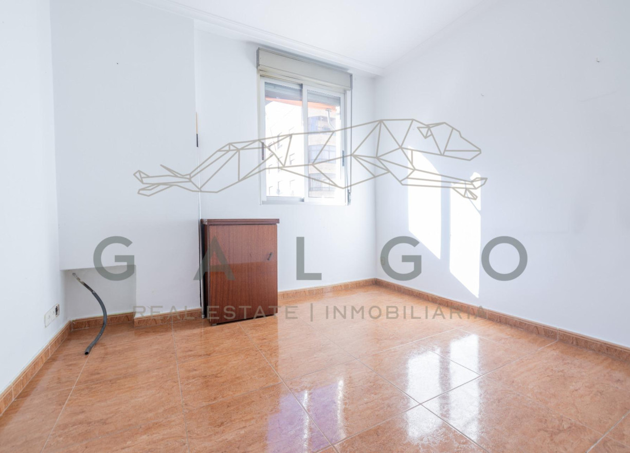 Revente - Vloer - Valencia - Camins al Grau