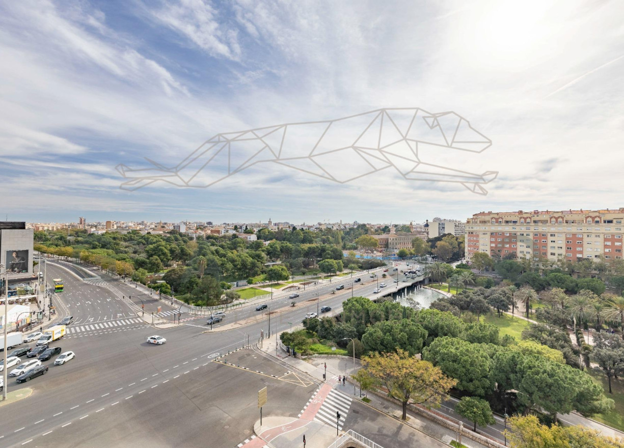 Revente - Vloer - Valencia - Campanar