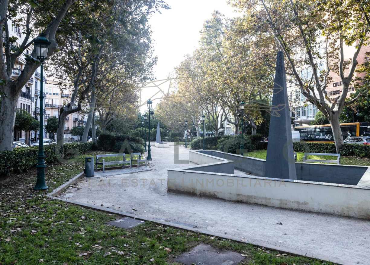 Revente - Vloer - Valencia - El Botanic