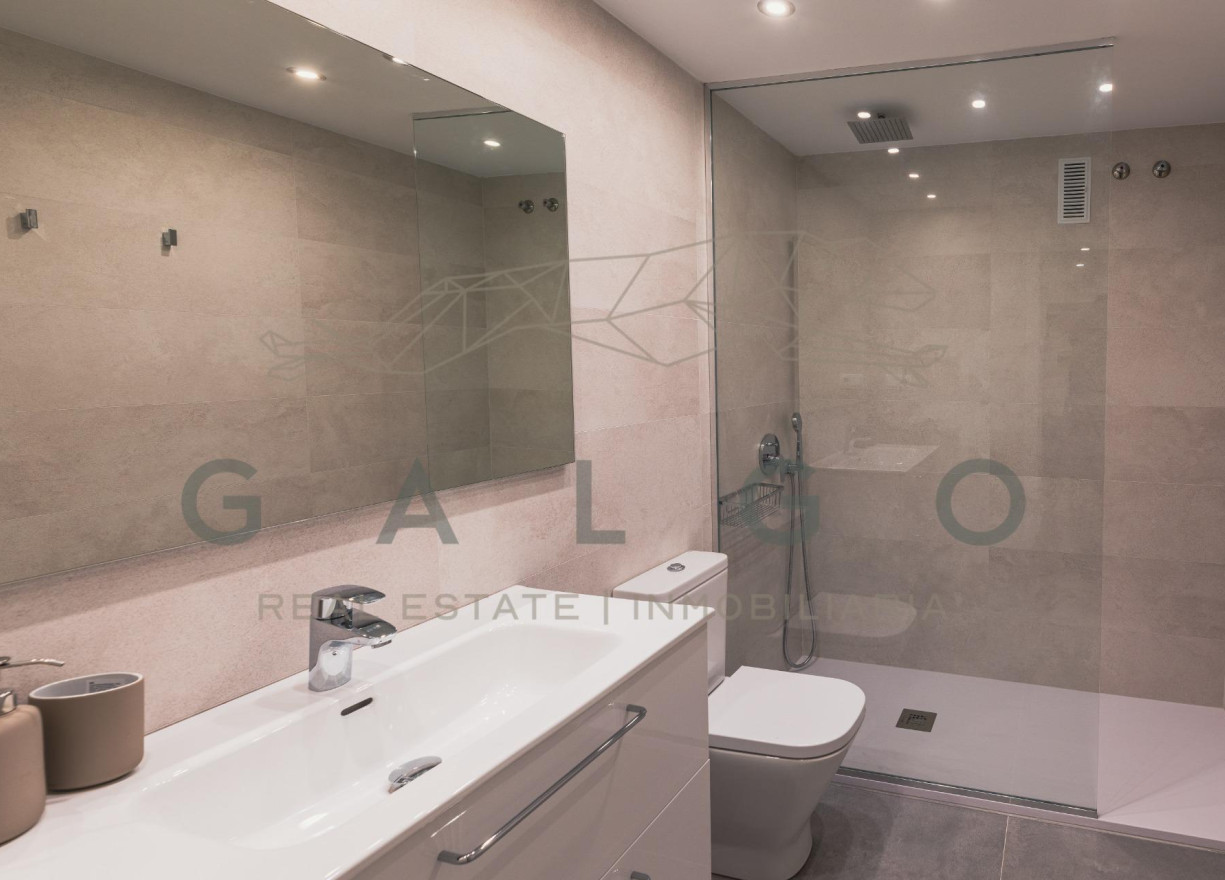 Revente - Vloer - Valencia - Mestalla