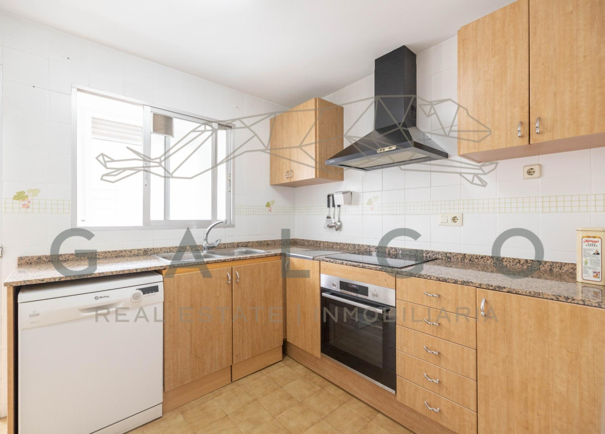 Revente - Vloer - Valencia - Nou Moles