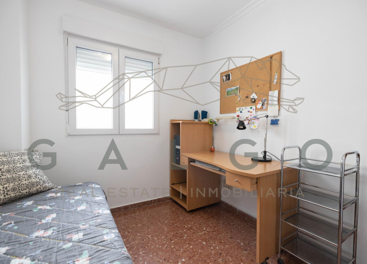 Revente - Vloer - Valencia - Nou Moles
