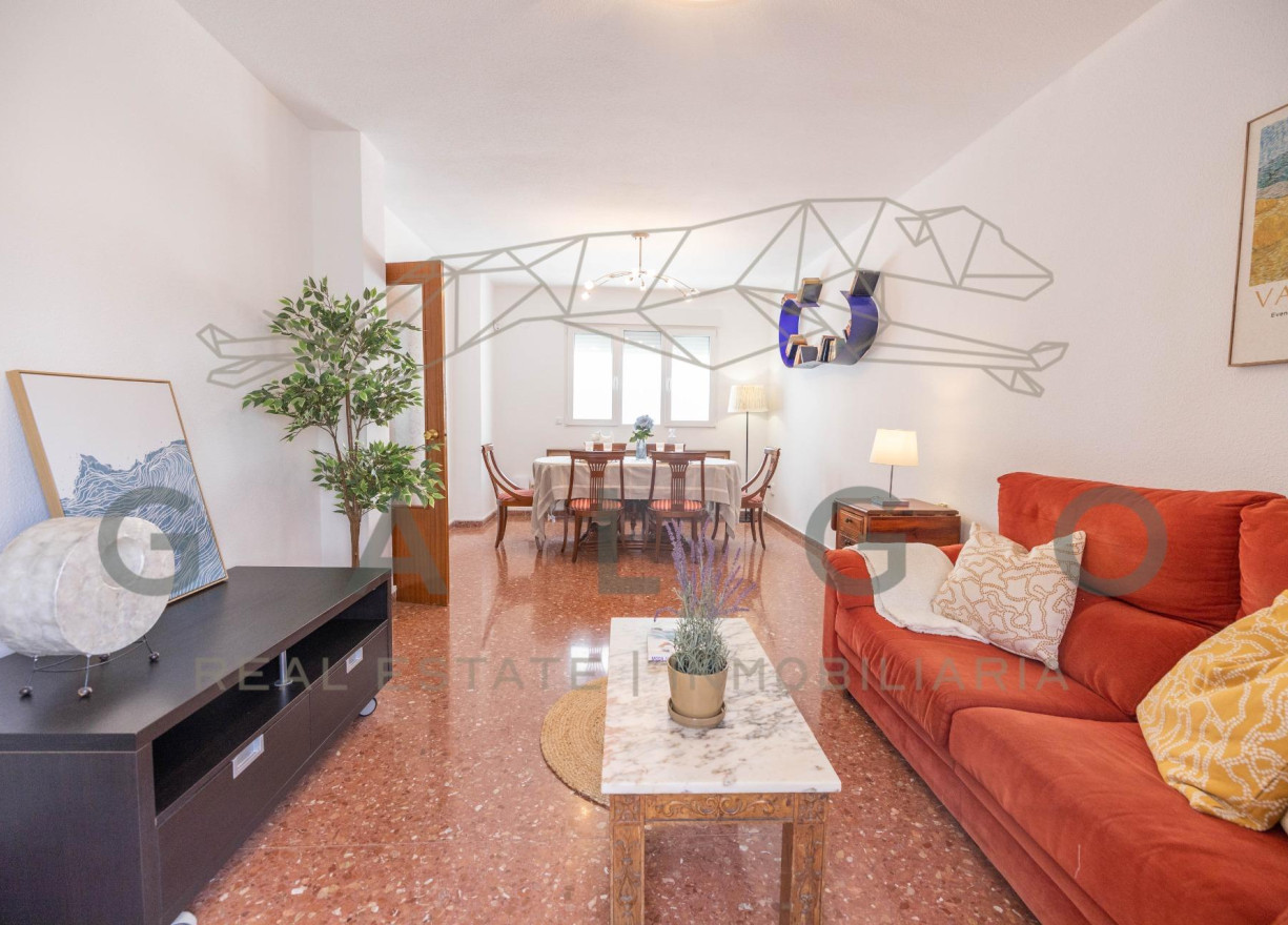 Revente - Vloer - Valencia - Nou Moles