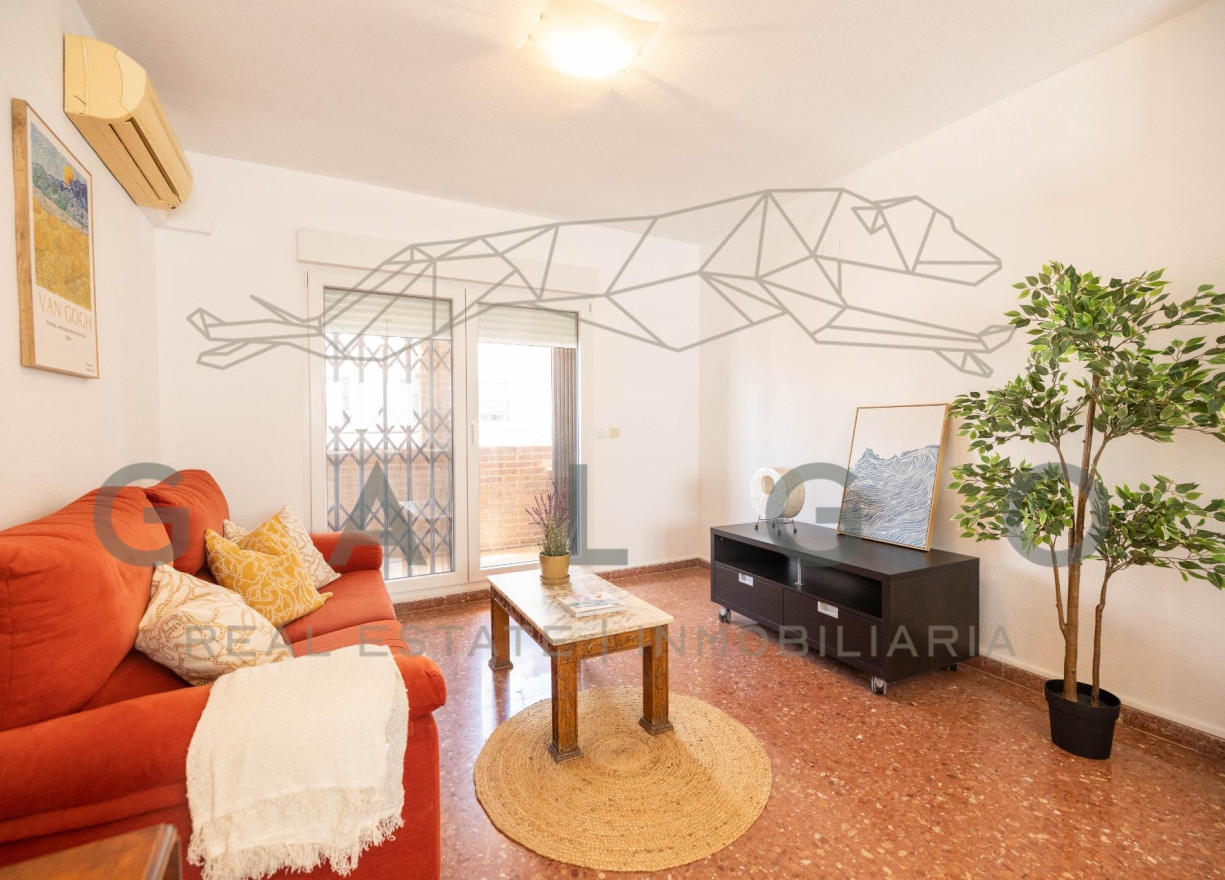 Revente - Vloer - Valencia - Nou Moles
