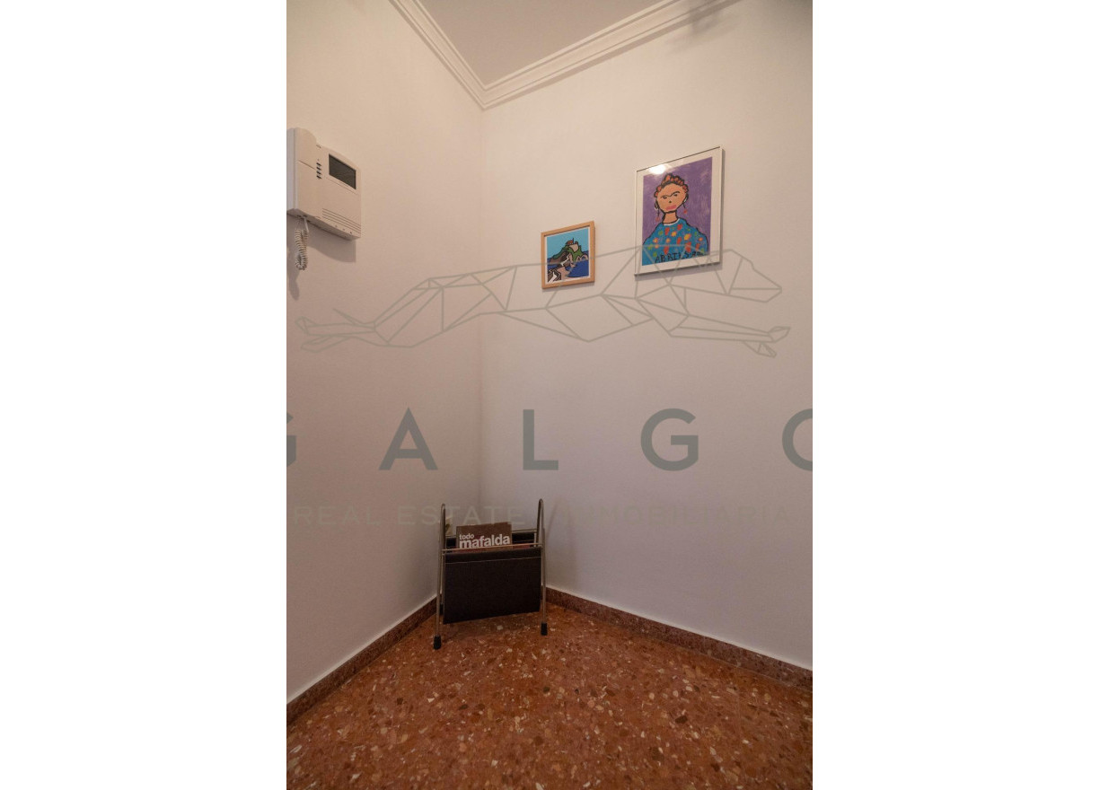 Revente - Vloer - Valencia - Nou Moles