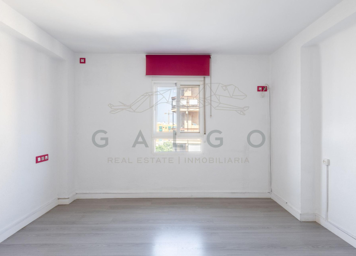 Revente - Vloer - Valencia - Nou Moles