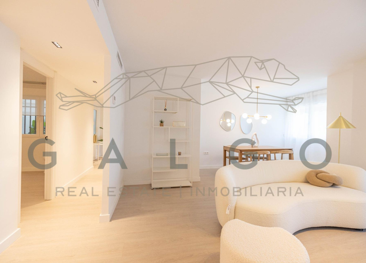 Revente - Vloer - Valencia - Russafa