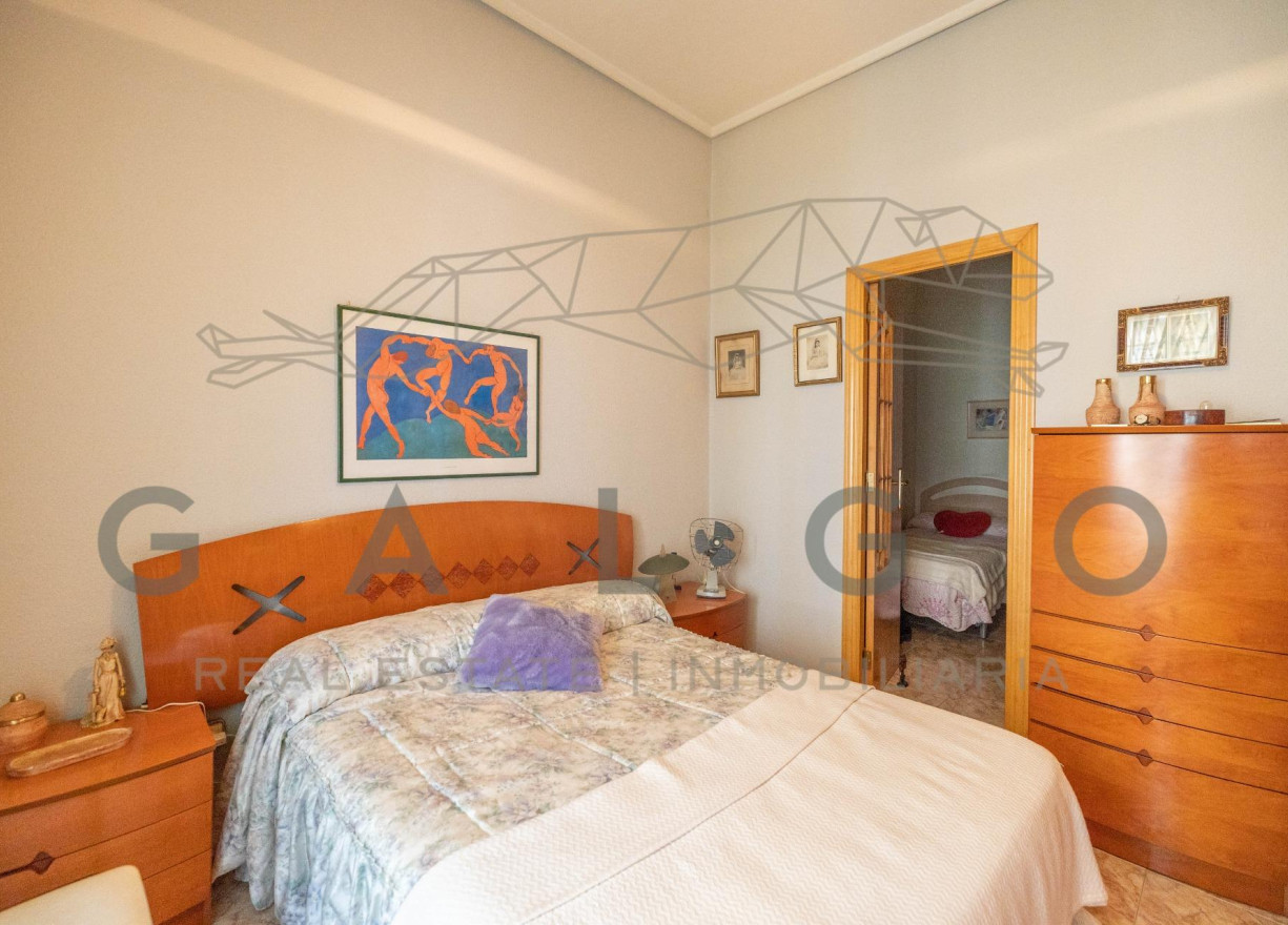 Revente - Vloer - Valencia - Russafa