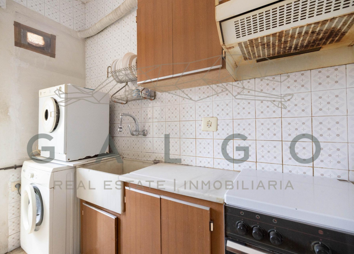 Revente - Vloer - Valencia - Russafa