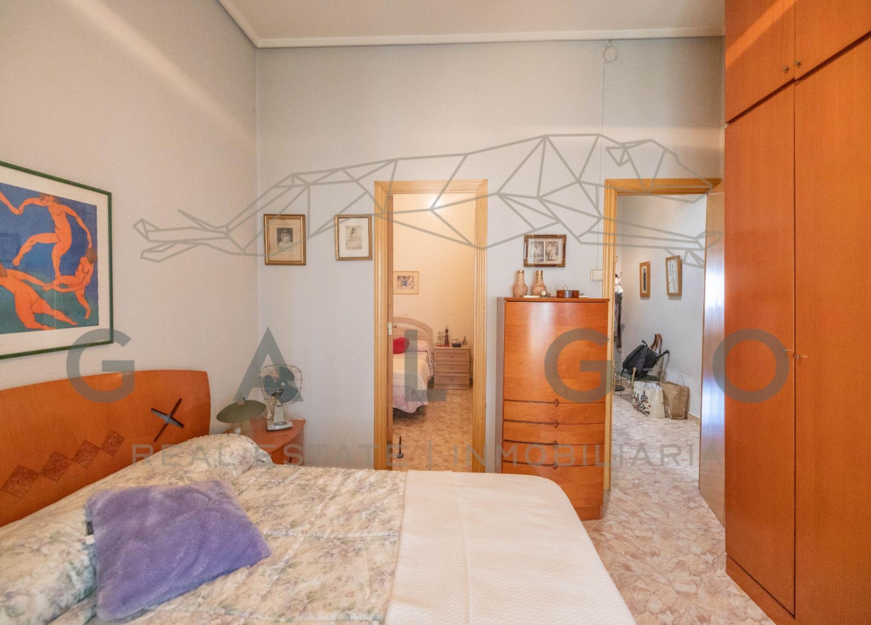 Revente - Vloer - Valencia - Russafa