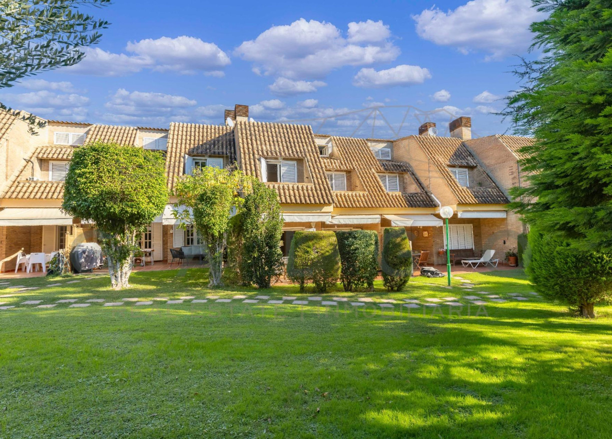 Revente - Woonhuis - Godella - Campolivar