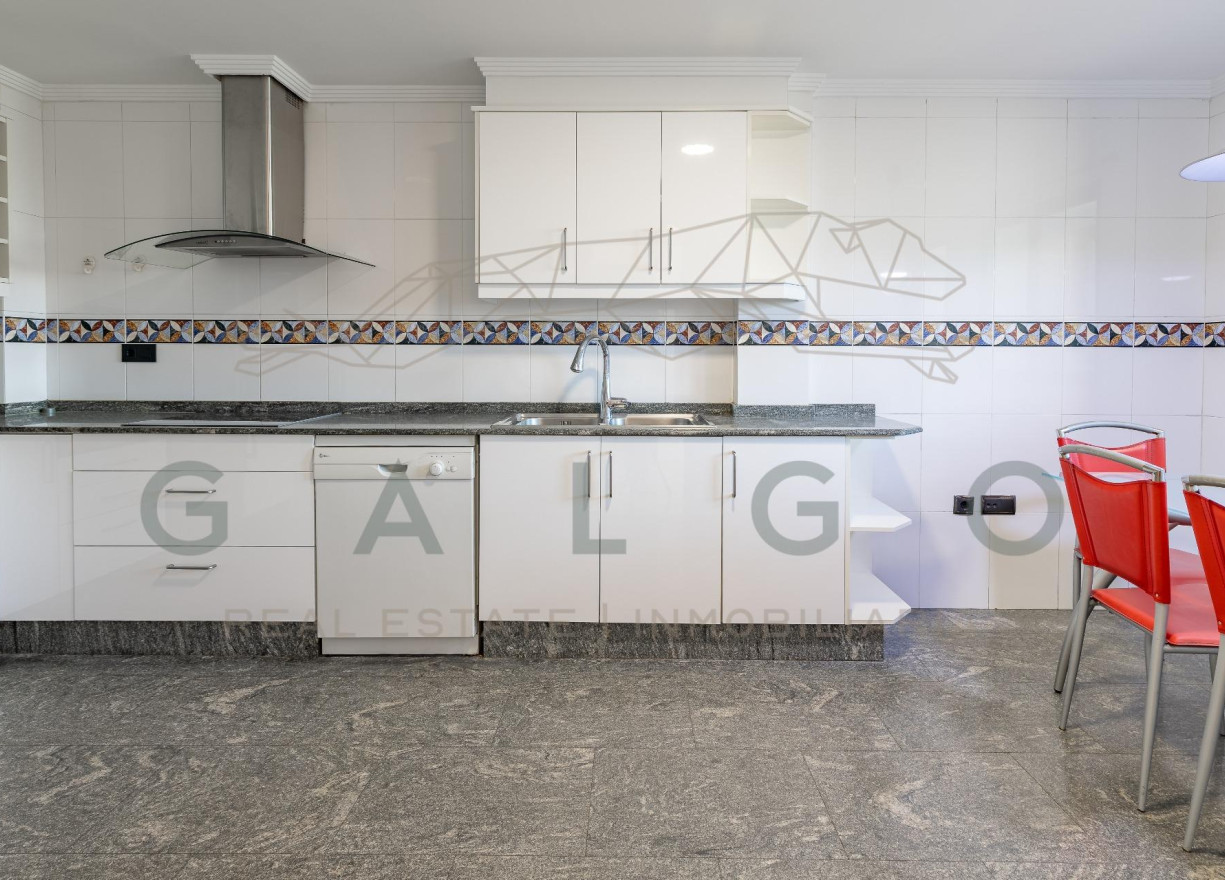 Revente - Woonhuis - Valencia - Beniferri