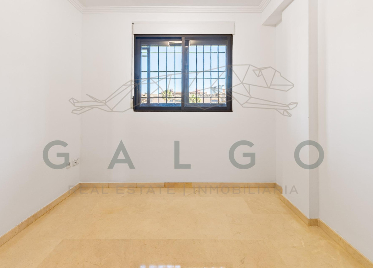 Revente - Woonhuis - Valencia - Beniferri