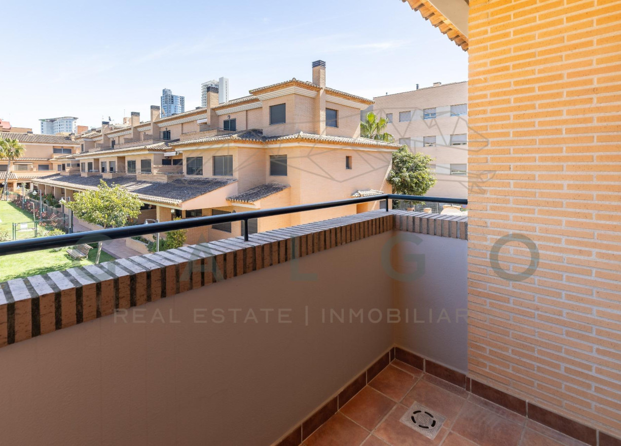 Revente - Woonhuis - Valencia - Beniferri