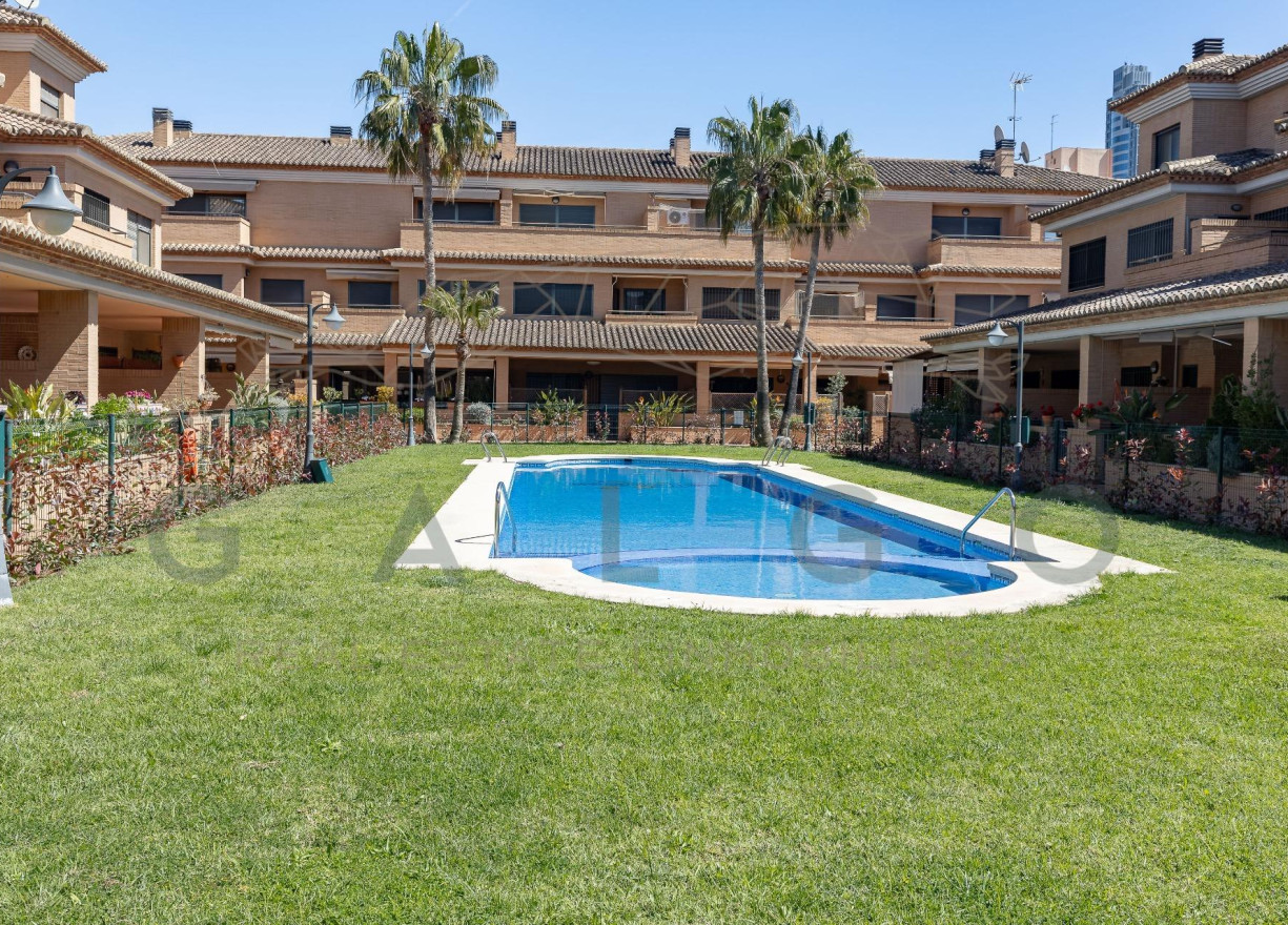 Revente - Woonhuis - Valencia - Beniferri