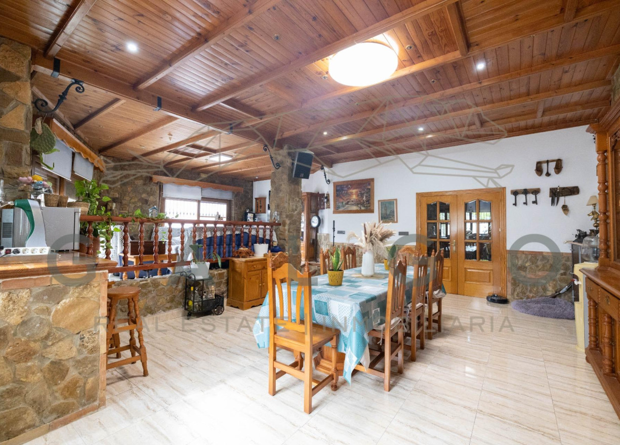 Sale - Casa de Pueblo - Chulilla