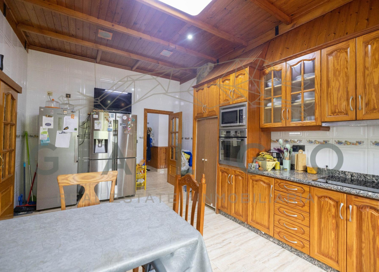 Sale - Casa de Pueblo - Chulilla