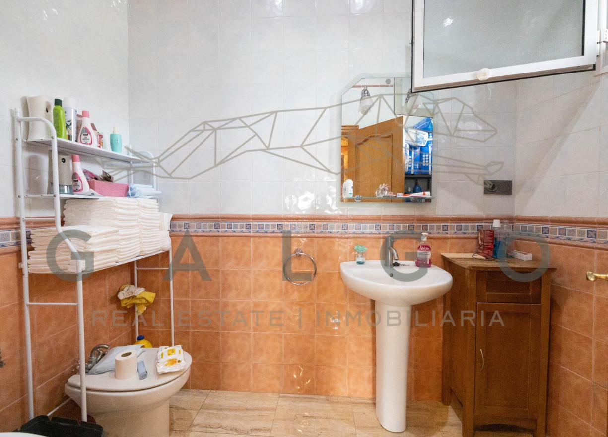 Sale - Casa de Pueblo - Chulilla