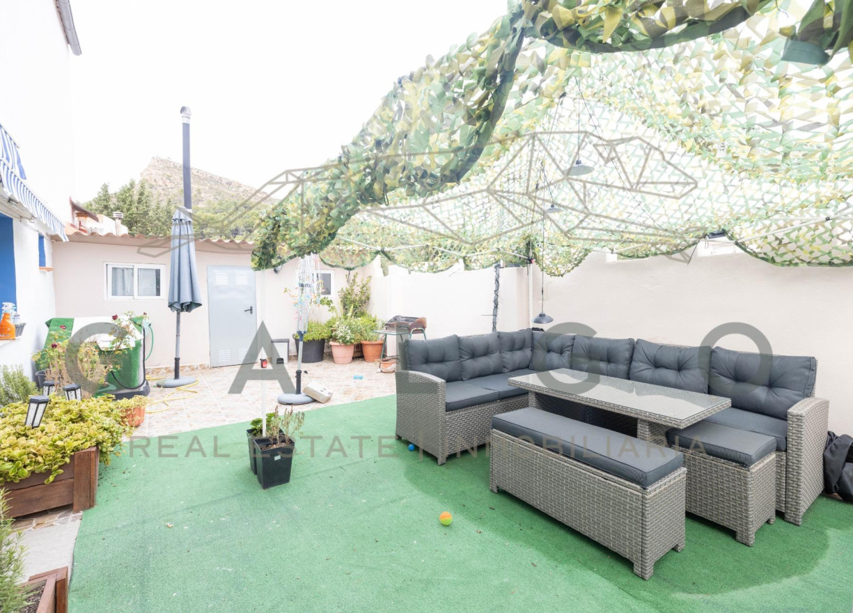 Sale - Casa de Pueblo - Chulilla
