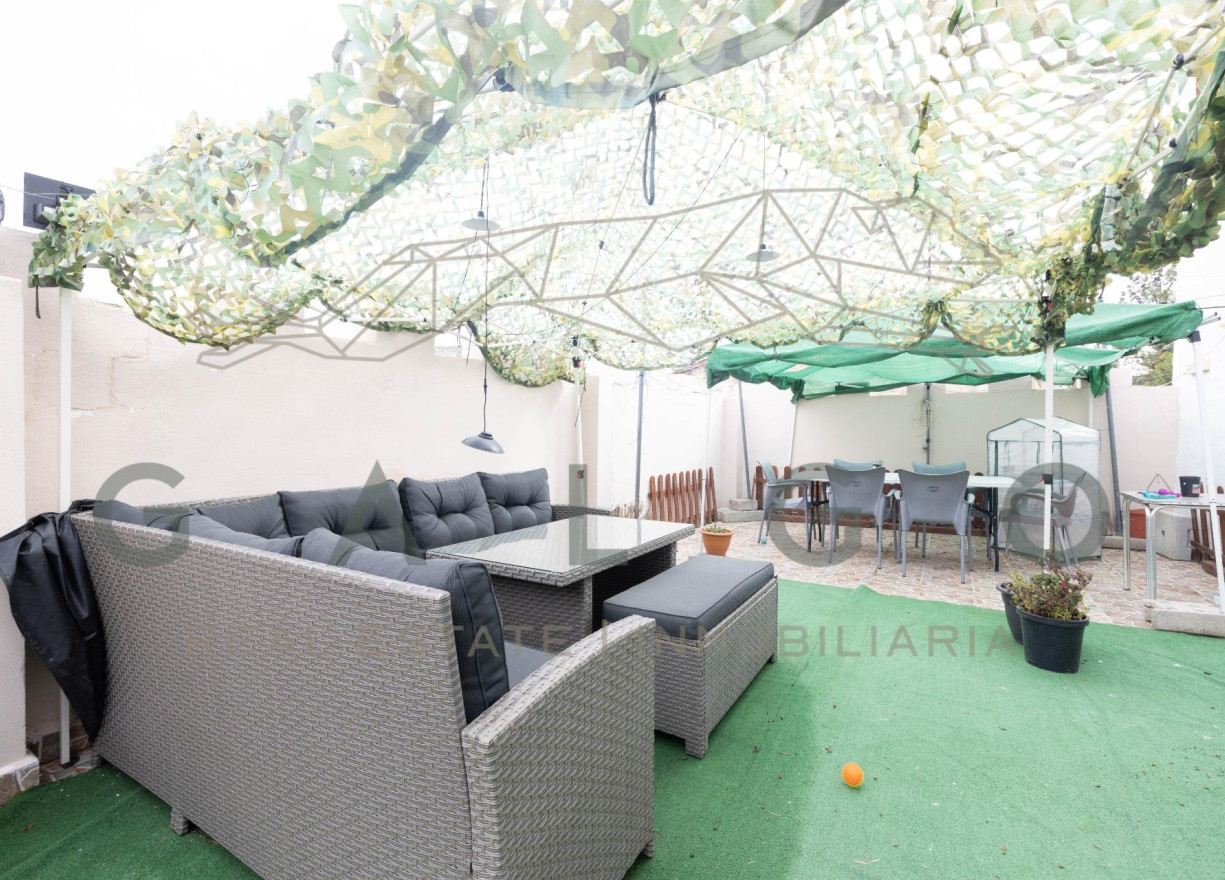 Sale - Casa de Pueblo - Chulilla