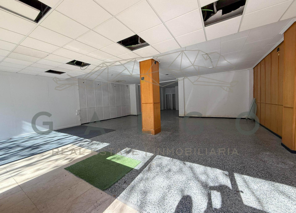 Sale - Commercial premises - Valencia - L´Hort de Senabre