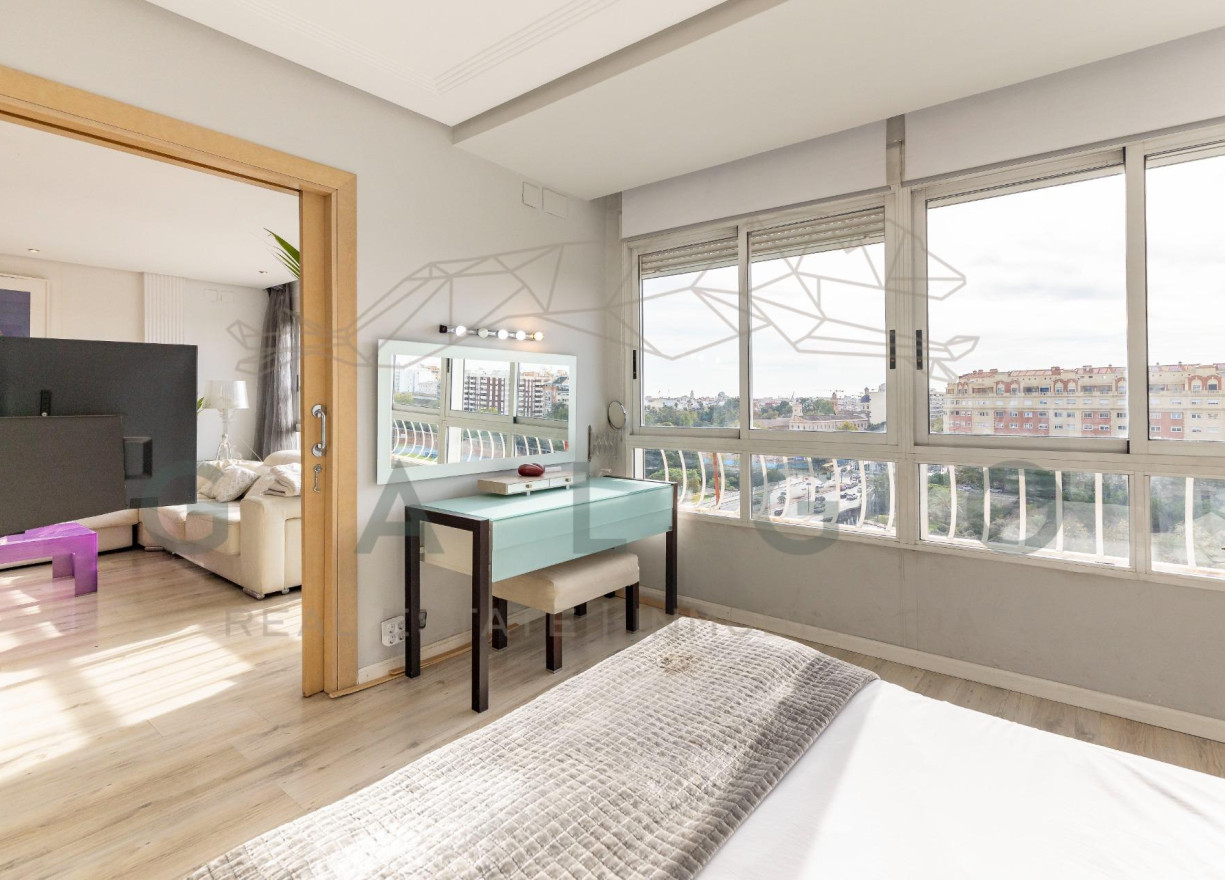 Sale - Flat - Valencia - Campanar