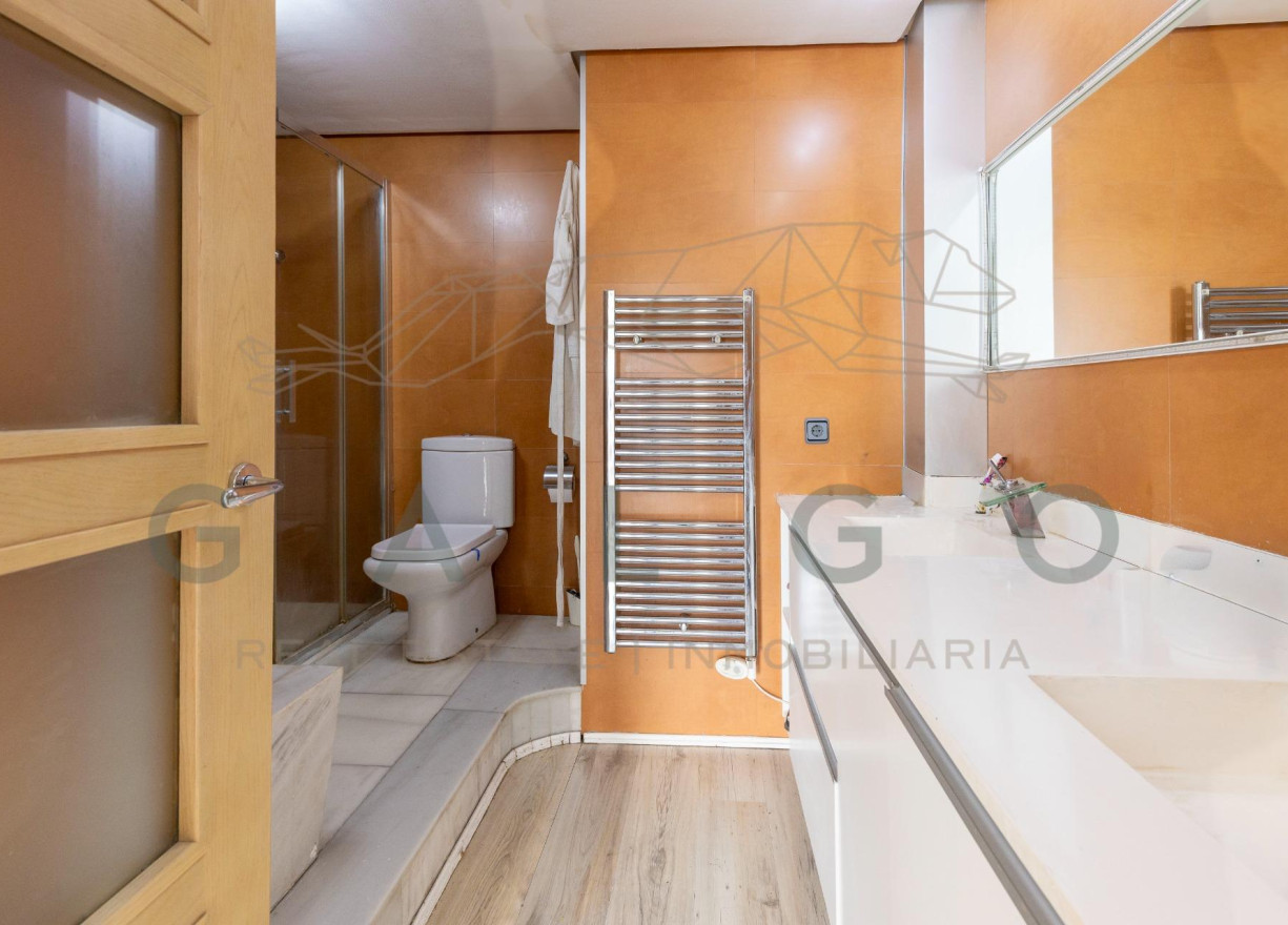 Sale - Flat - Valencia - Campanar